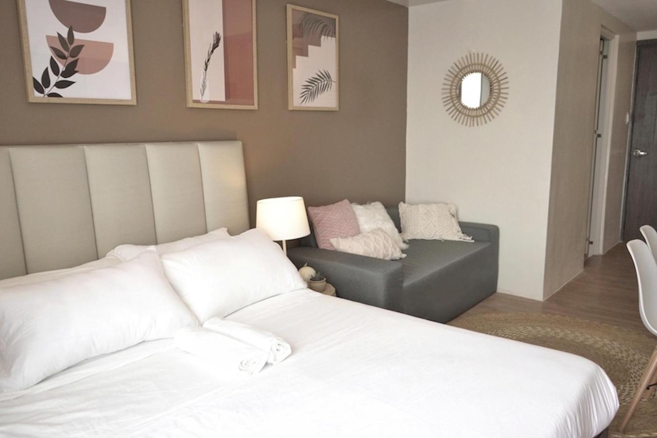 Apartment Quince W/ Balcony Orochi Staycation Ph At Loop Tower Cdo Cagayan de Oro