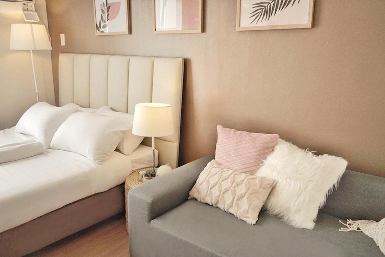 Quince W/ Balcony Orochi Staycation Ph At Loop Tower Cdo Apartment Cagayan de Oro